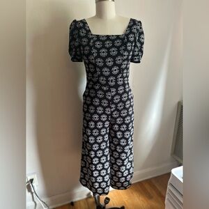 Black and white flower 1 piece jumpsuit with POCKETS!